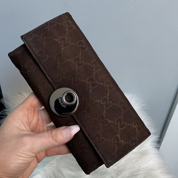 Authentic Gucci brown leather and cloth flap wallet - Picture 1 of 17